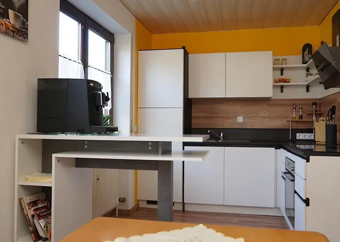 Grosszuegige Mit Terrasse Und Gartenzugang - Komplette Erdgeschoss * Bindlach
