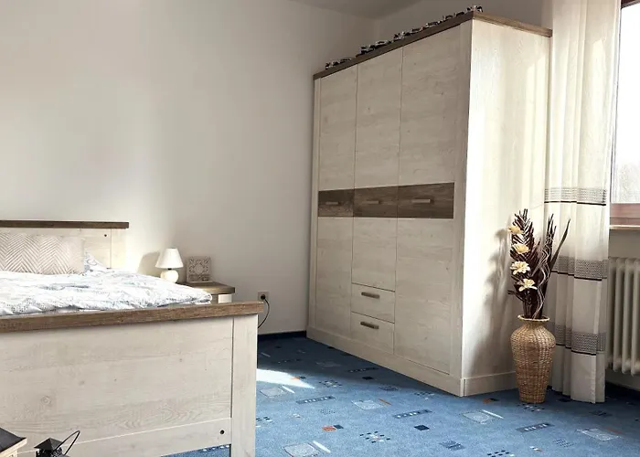 Appartement Grosszuegige Mit Terrasse Und Gartenzugang - Komplette Erdgeschoss